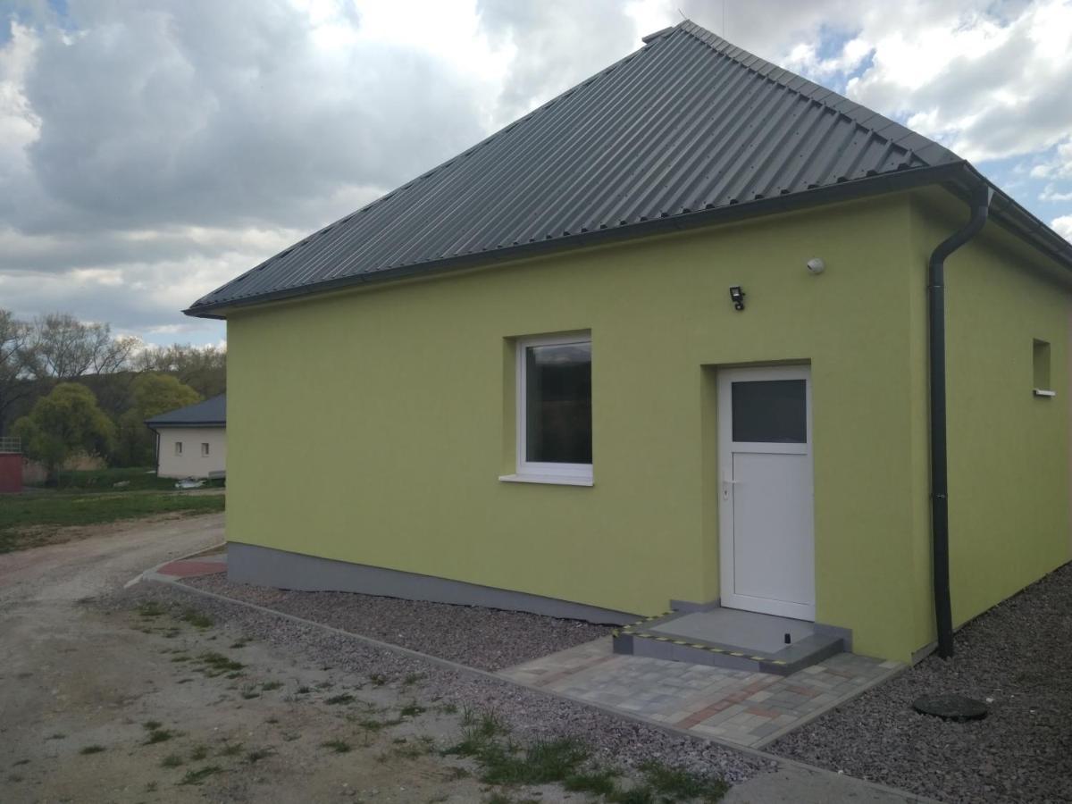 Apartmanove Ubytovanie Vkf Volkovce Luaran gambar