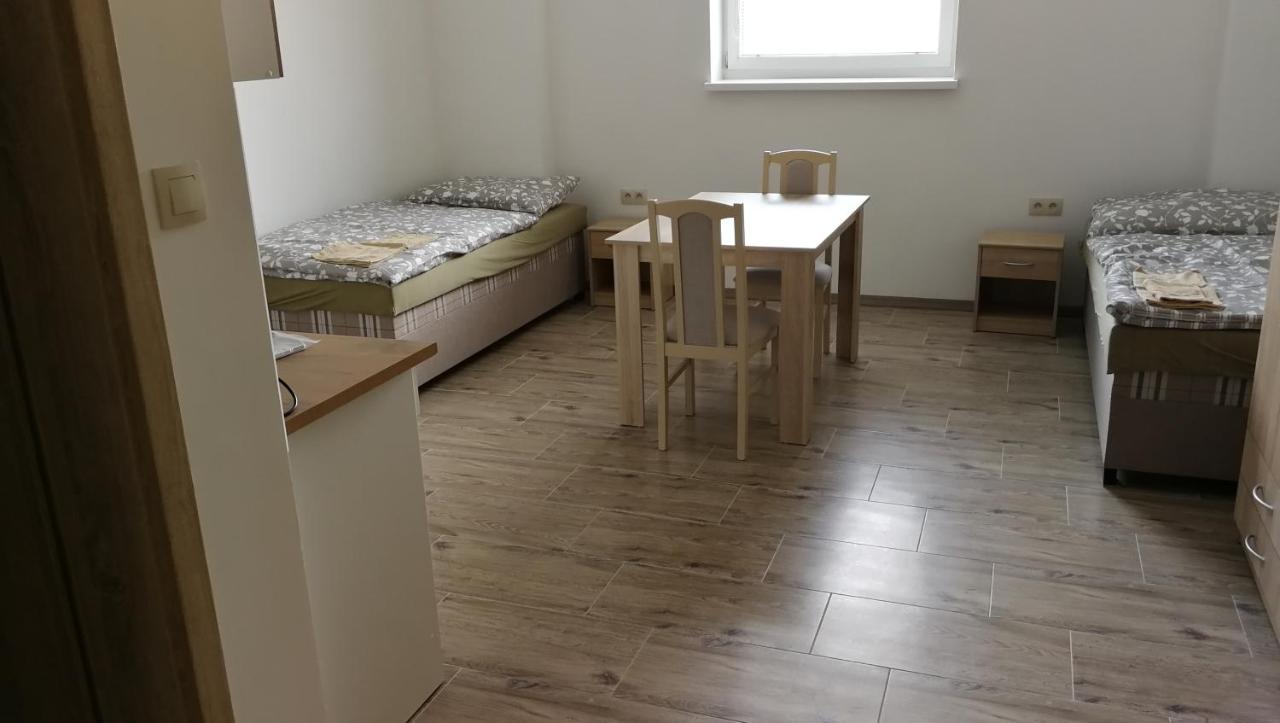 Apartmanove Ubytovanie Vkf Volkovce Luaran gambar