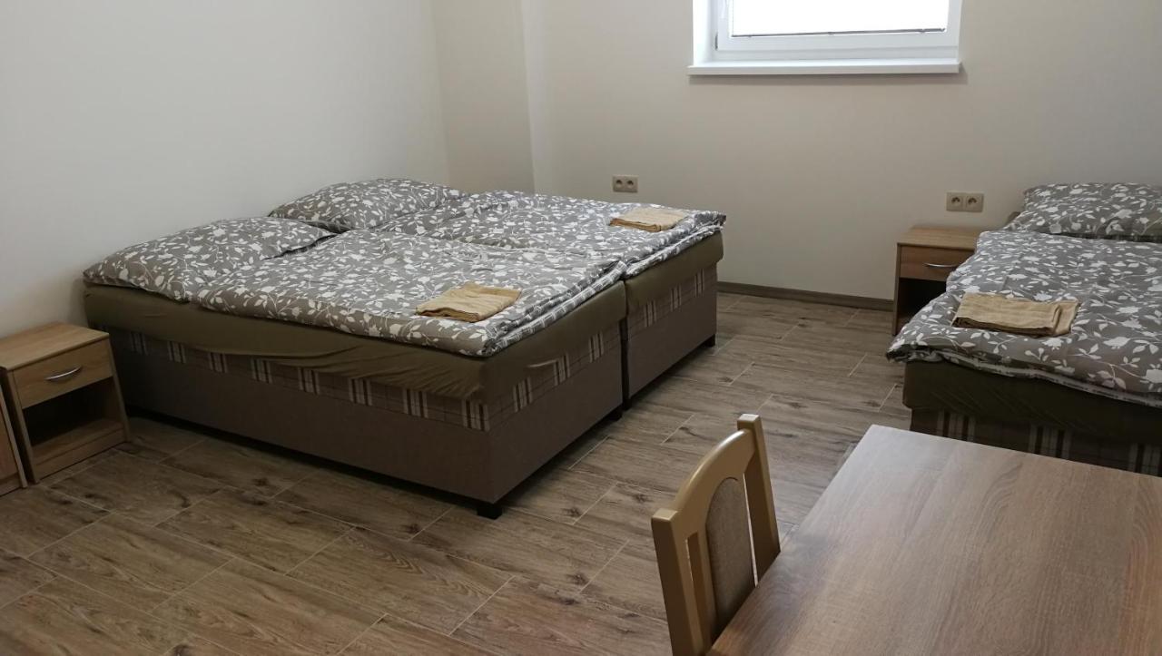 Apartmanove Ubytovanie Vkf Volkovce Luaran gambar